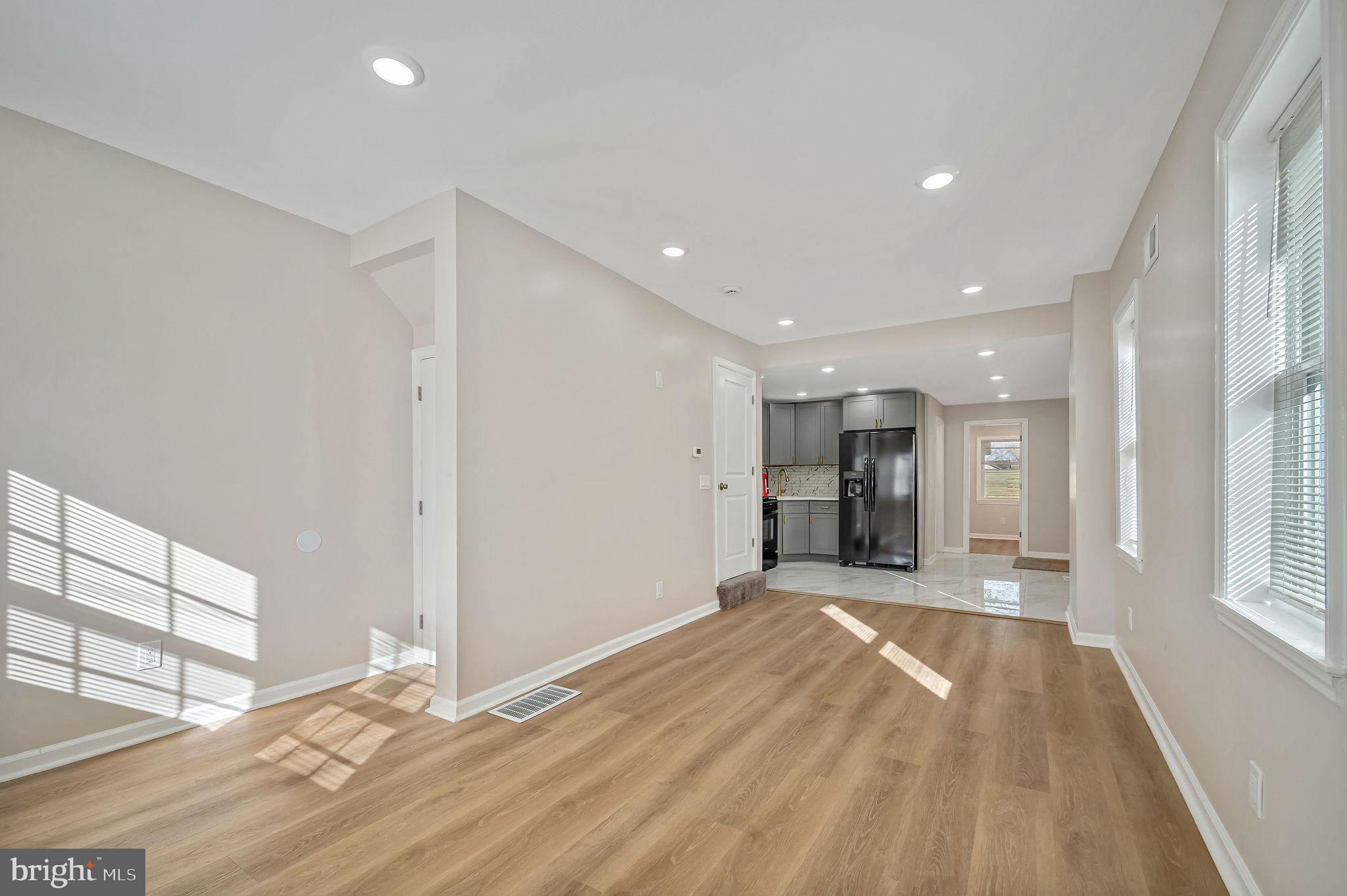 921 Ridgeway Street Gloucester City, NJ 08030 - Photo 4 of 29 Gallery Image 4