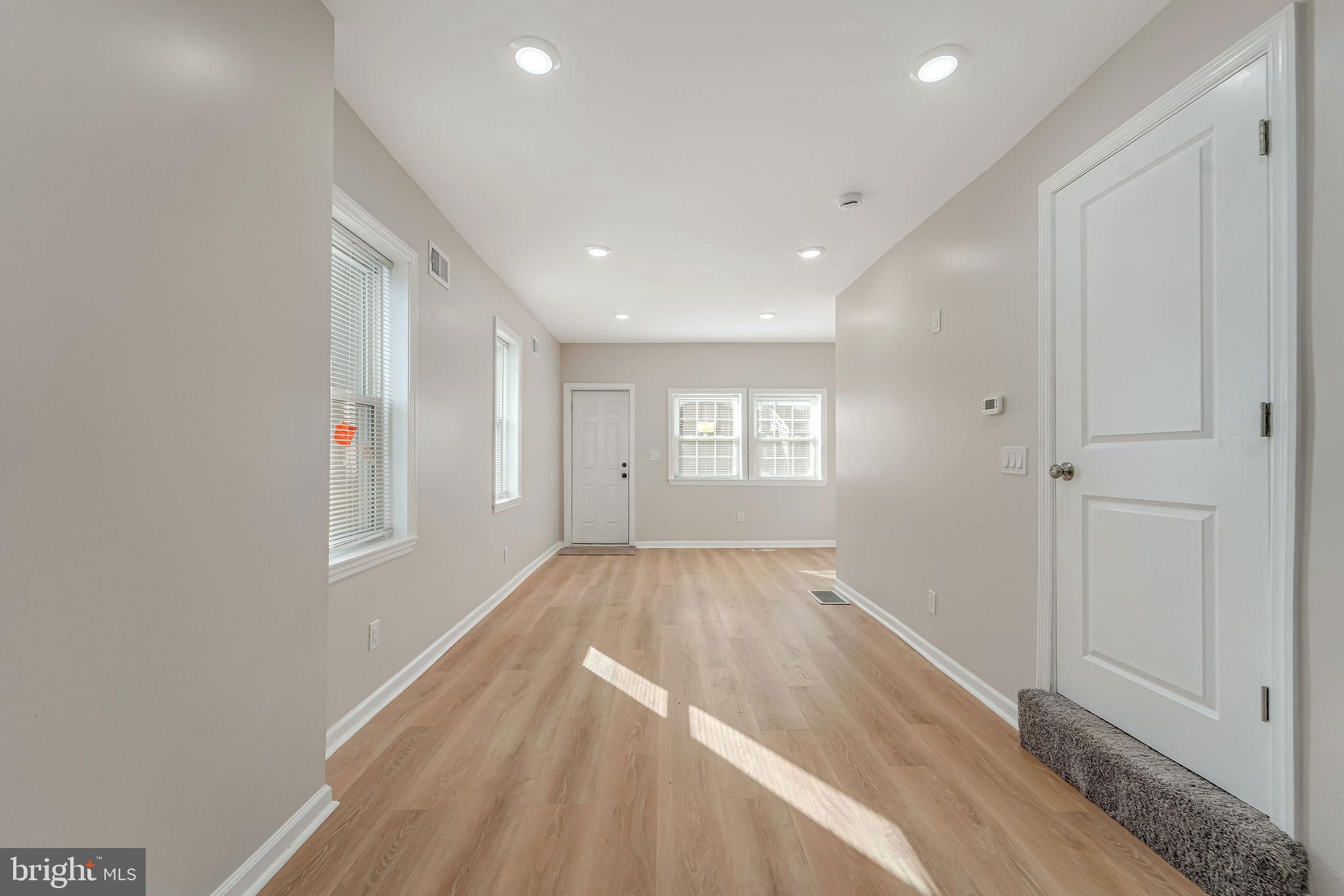 921 Ridgeway Street Gloucester City, NJ 08030 - Photo 6 of 29 Gallery Image 6