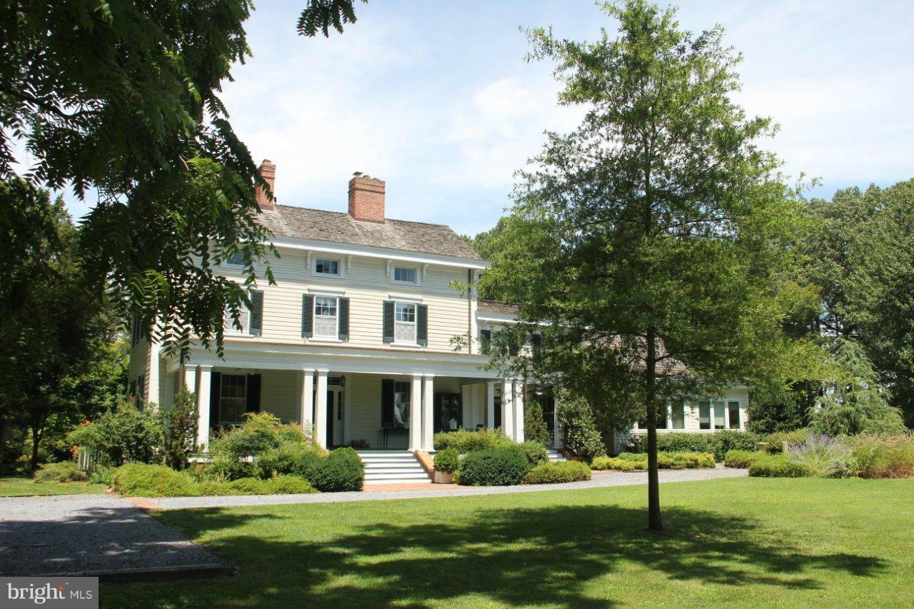 Exterior (Front)