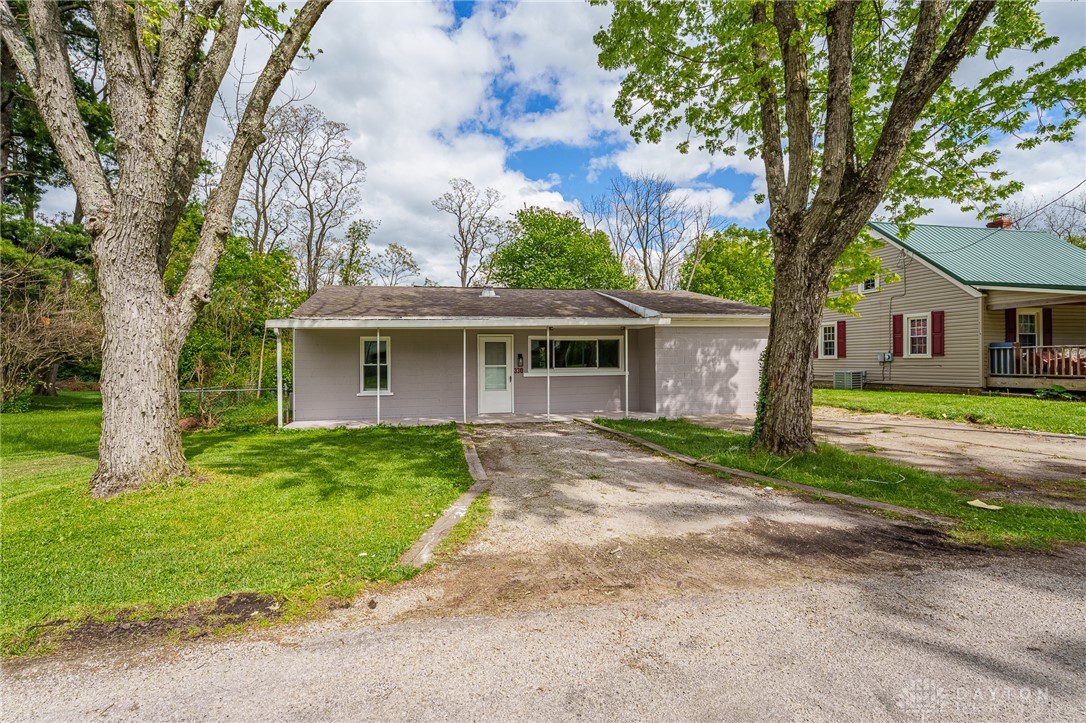 330 St Paul Avenue Springfield, OH 45504 - Photo 3 of 33