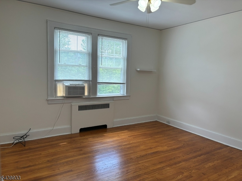 36 Walnut Street Montclair, NJ 07042 - Photo 5 of 8