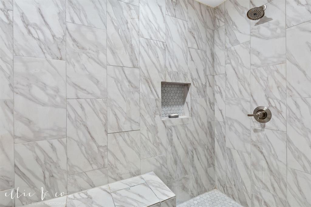 342 County Road 644 Merkel, TX 79536 - Photo 19 of 36 a close view of a shower