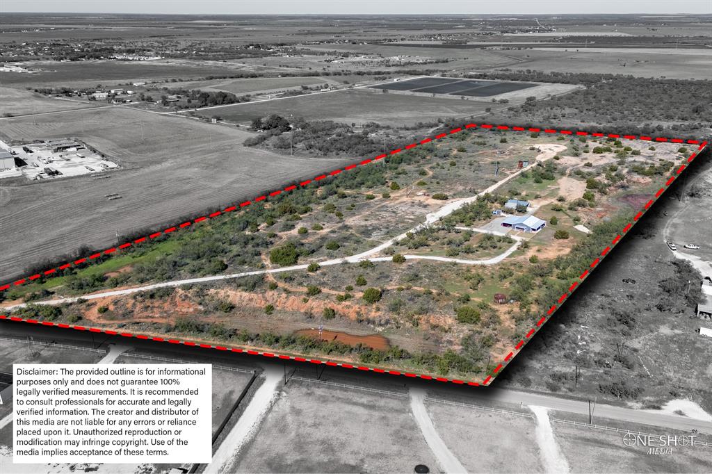 342 County Road 644 Merkel, TX 79536 - Photo 7 of 36 view of a wooden floor