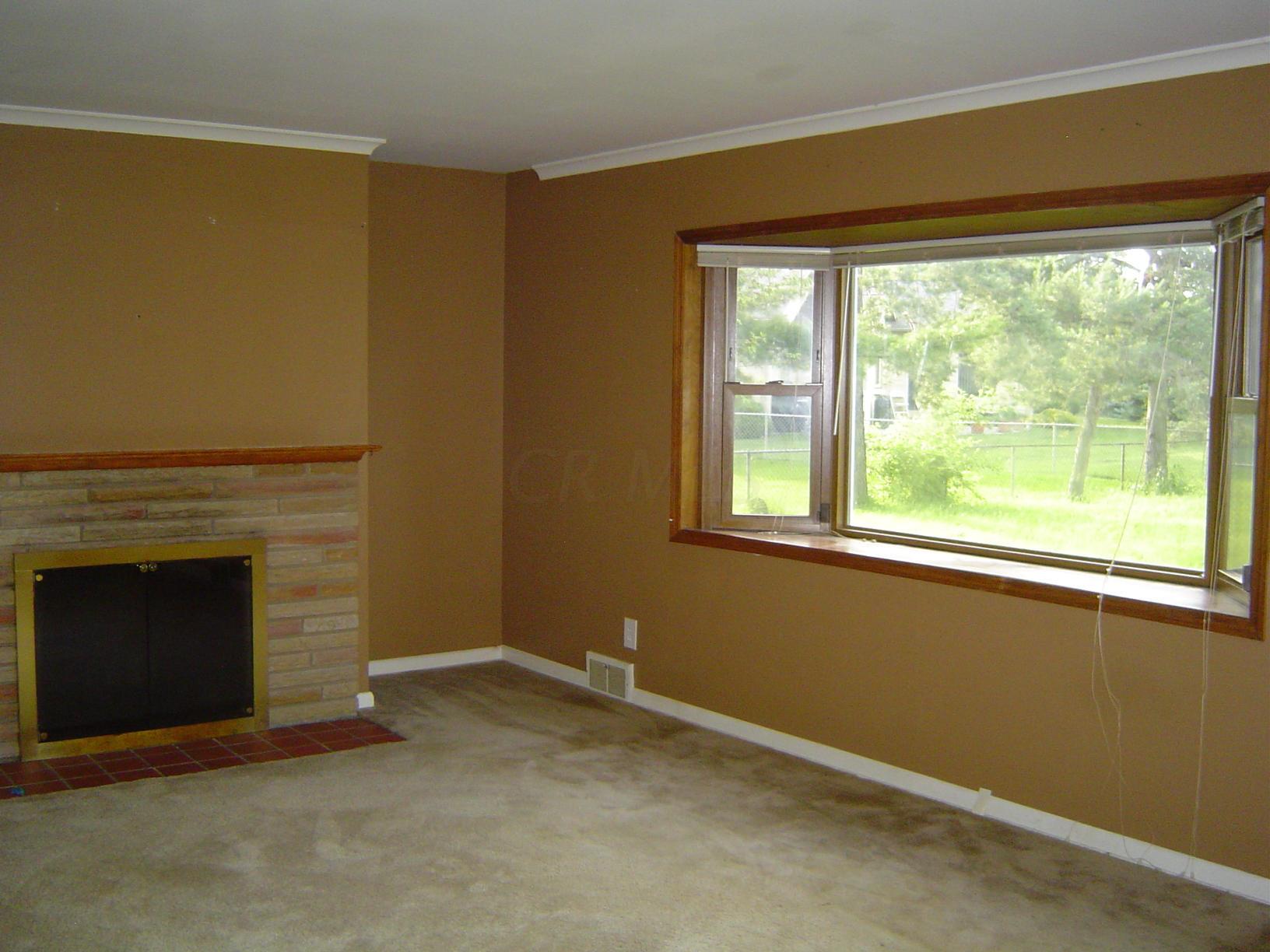 1883 West Case Road Columbus, OH 43235 - Photo 3 of 24