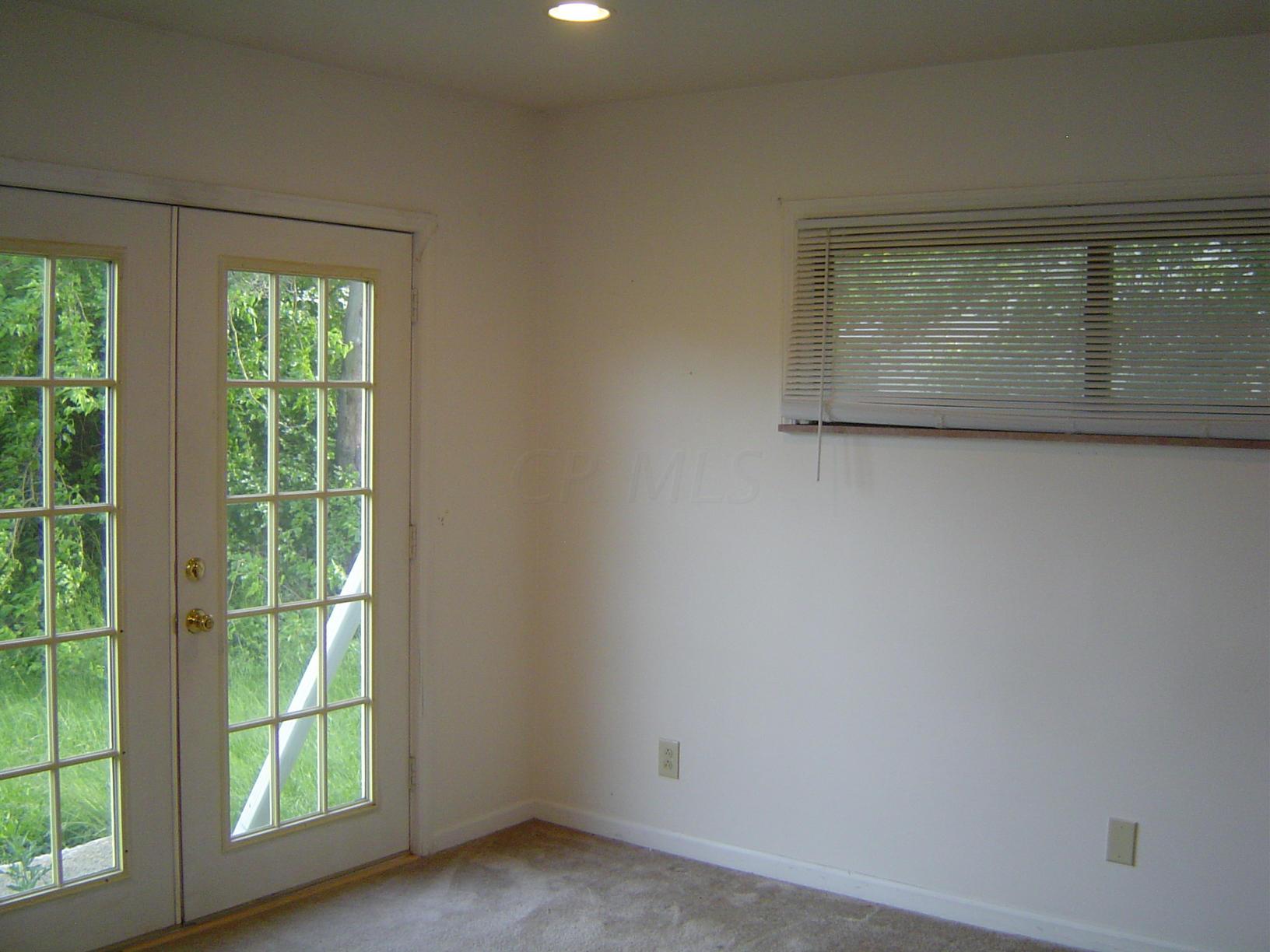 1883 West Case Road Columbus, OH 43235 - Photo 6 of 24