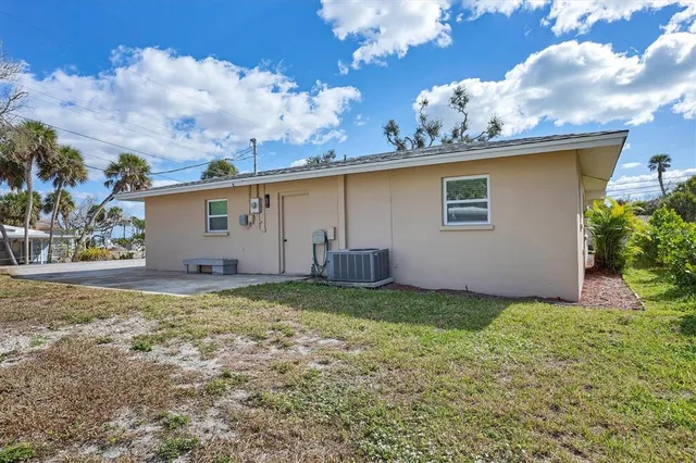 $699,000 | 4078 Pelican Shores Circle, Englewood, FL 34223