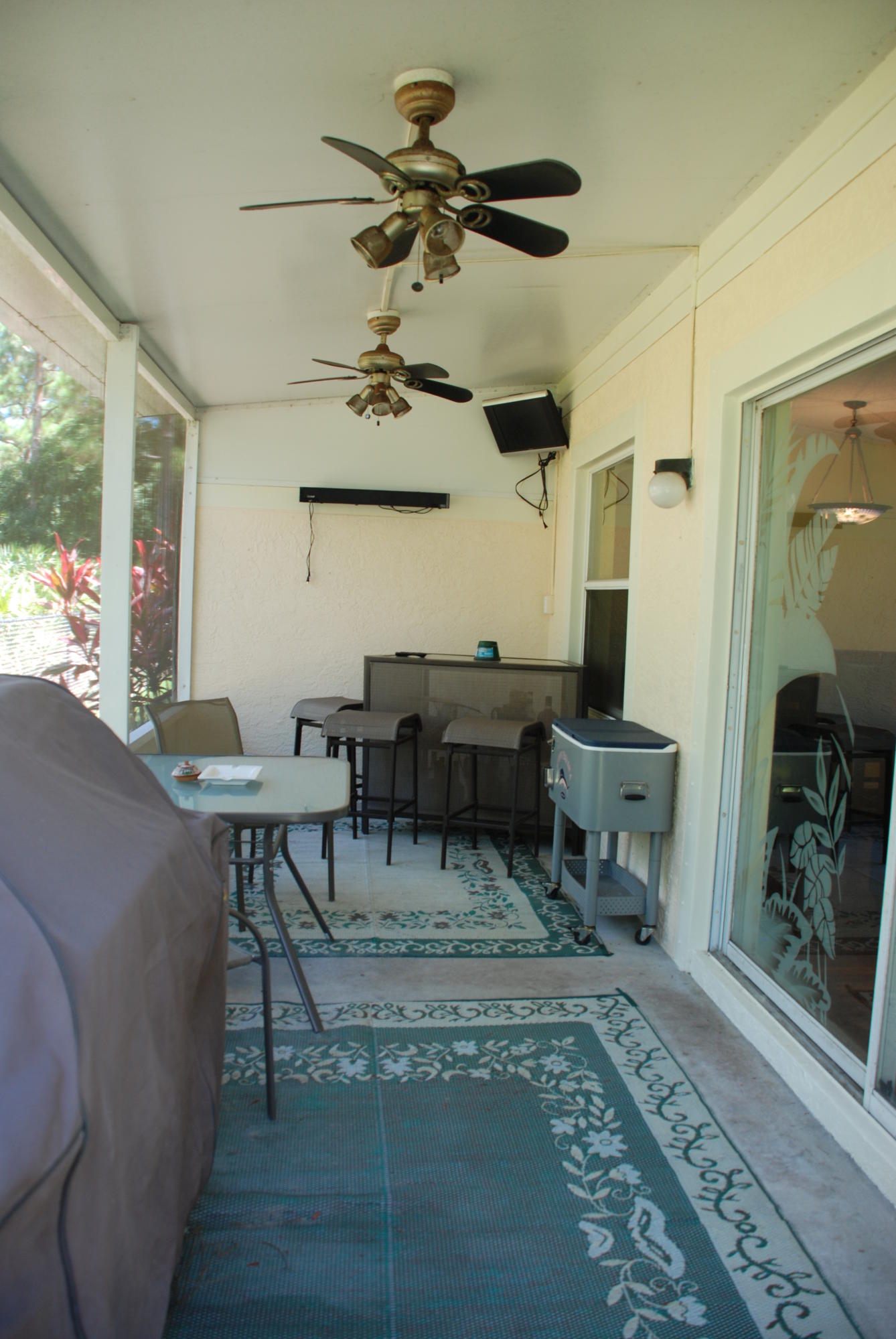 134 Fox Meadow Run Jupiter, FL 33458 - Photo 10 of 13 Covered Patio