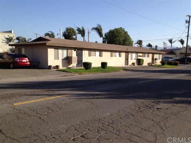 10980 Wells Avenue Riverside, CA 92505 - Photo 1 of 1 Triplex Front View