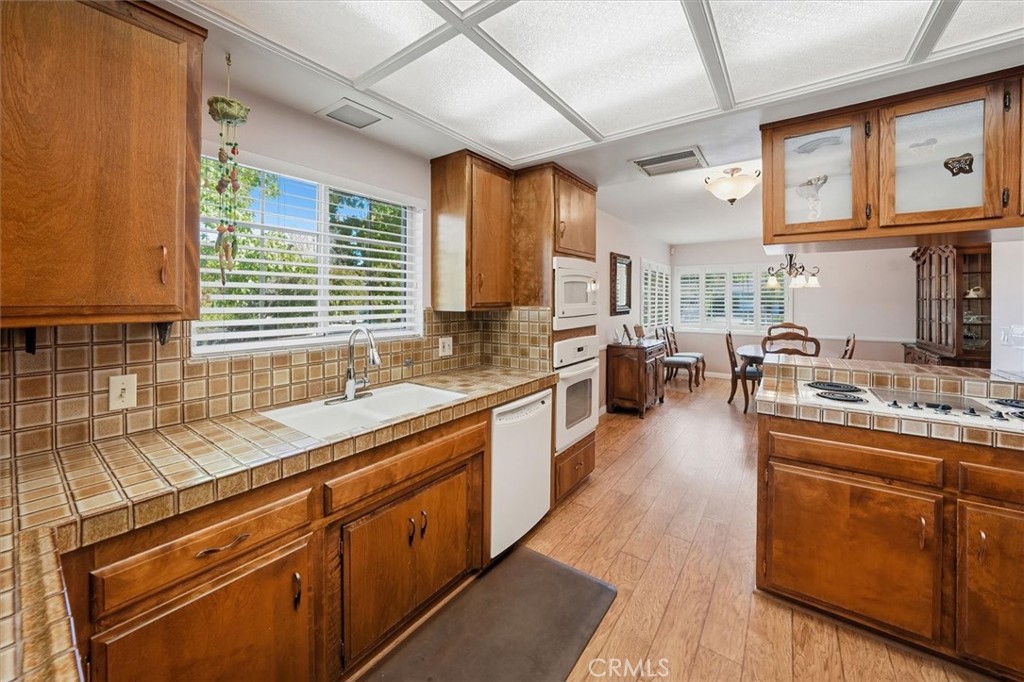 25085 Highspring Avenue Newhall, CA 91321 - Photo 17 of 45