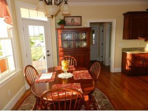 1355 Harmony Road Jonesborough, TN 37659 - Photo 10 of 23 Bright and airy breakfast area
