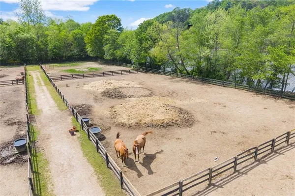 $1,295,000 | 9335 Huntcliff Trace, Atlanta, GA 30350