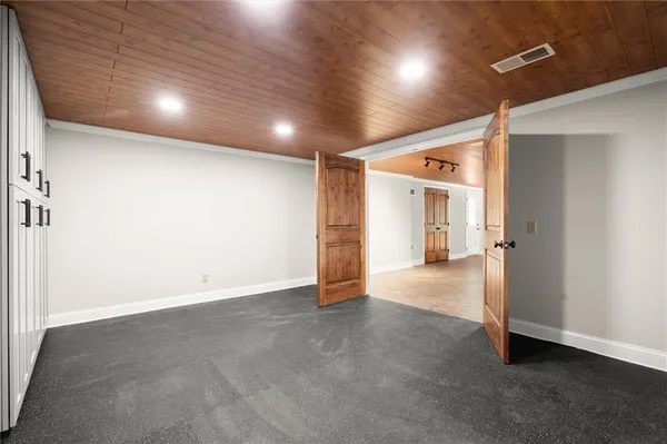 $1,295,000 | 9335 Huntcliff Trace, Atlanta, GA 30350