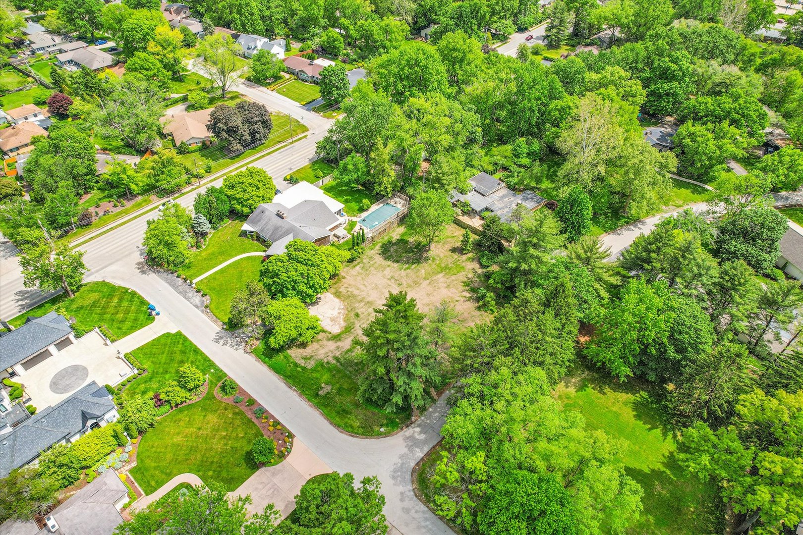 21 Greencroft Drive Champaign, IL 61821 - Photo 2 of 11