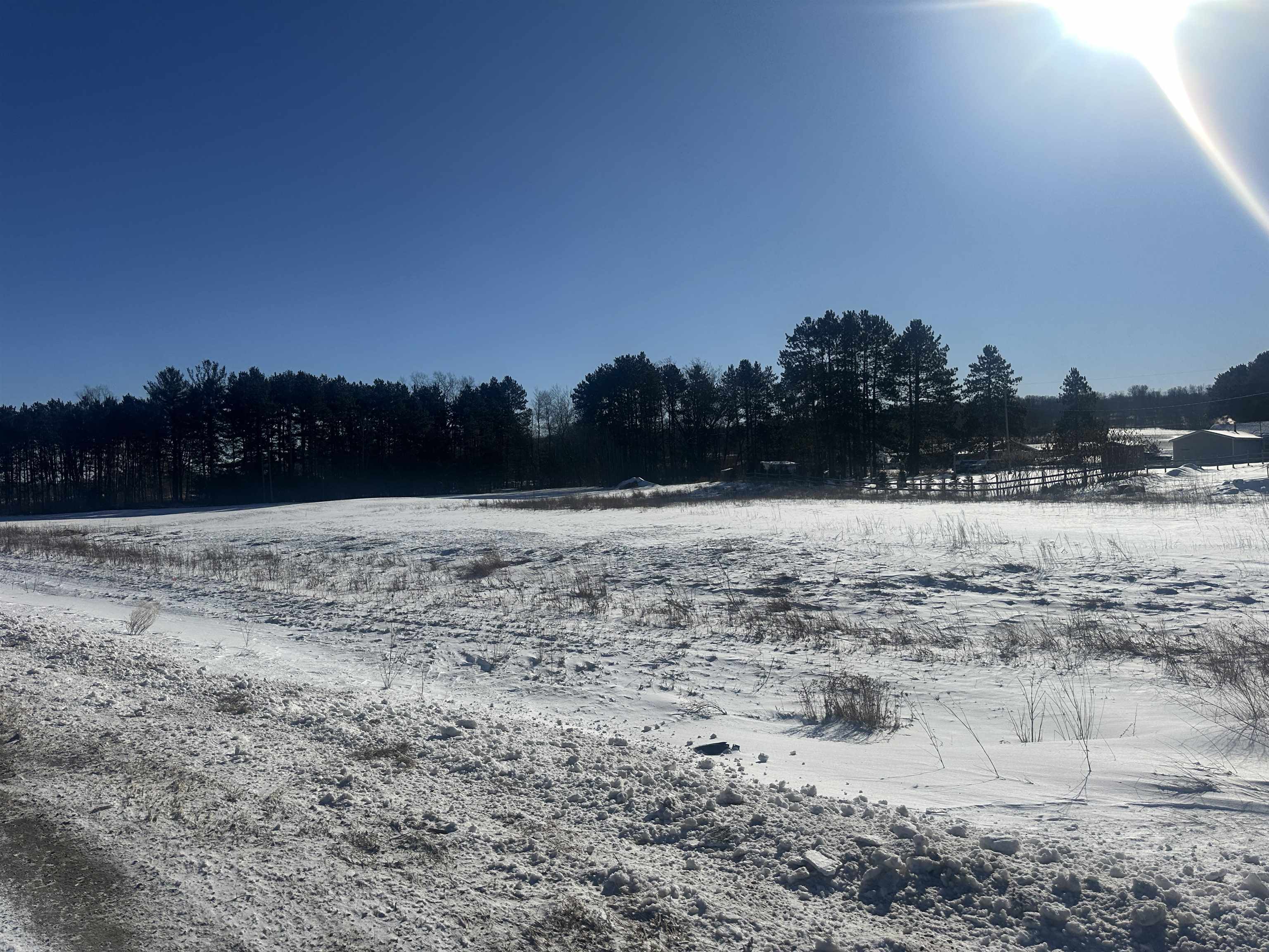 1345 Highway 45 Marion, WI 54950 - Photo 2 of 8