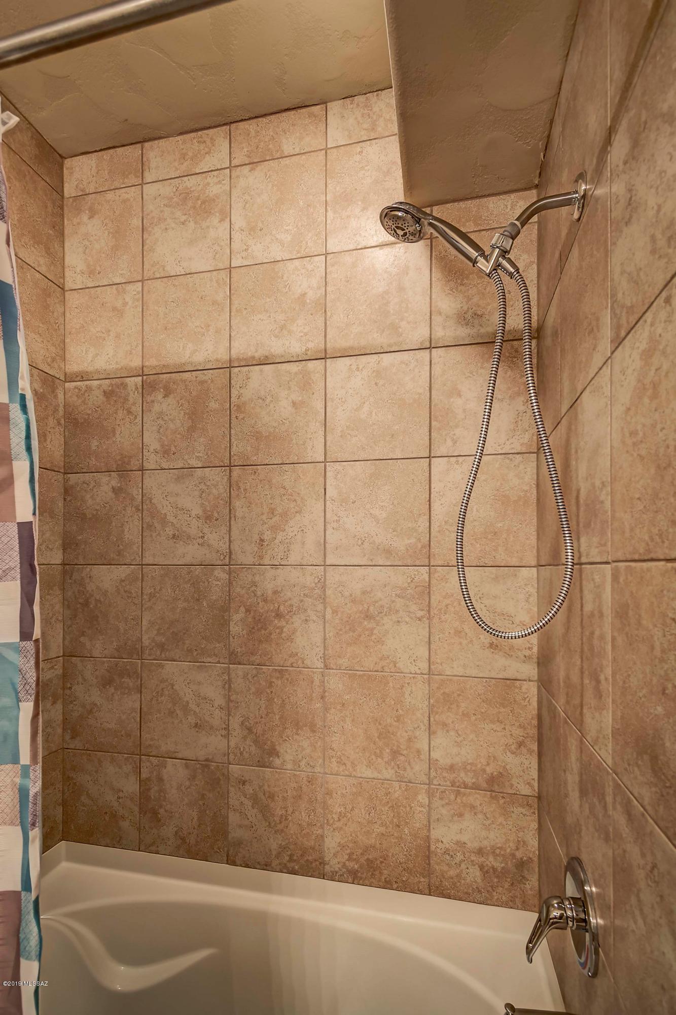 2550 East River Road, Unit 5103 Tucson, AZ 85718 - Photo 12 of 29