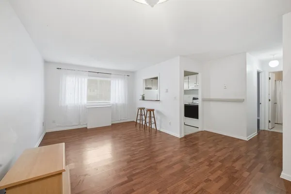 $1,450 | 72 Barrett Street, Unit 312, Northampton, MA 01060