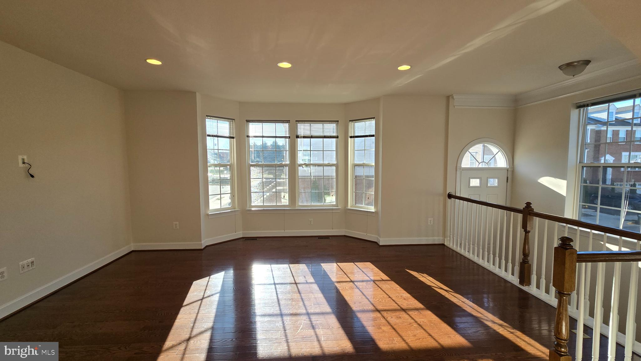 6267 Summit Point Court Alexandria, VA 22310 - Photo 2 of 32