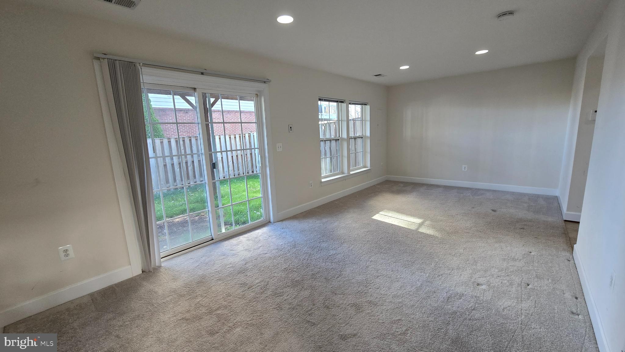 6267 Summit Point Court Alexandria, VA 22310 - Photo 9 of 32