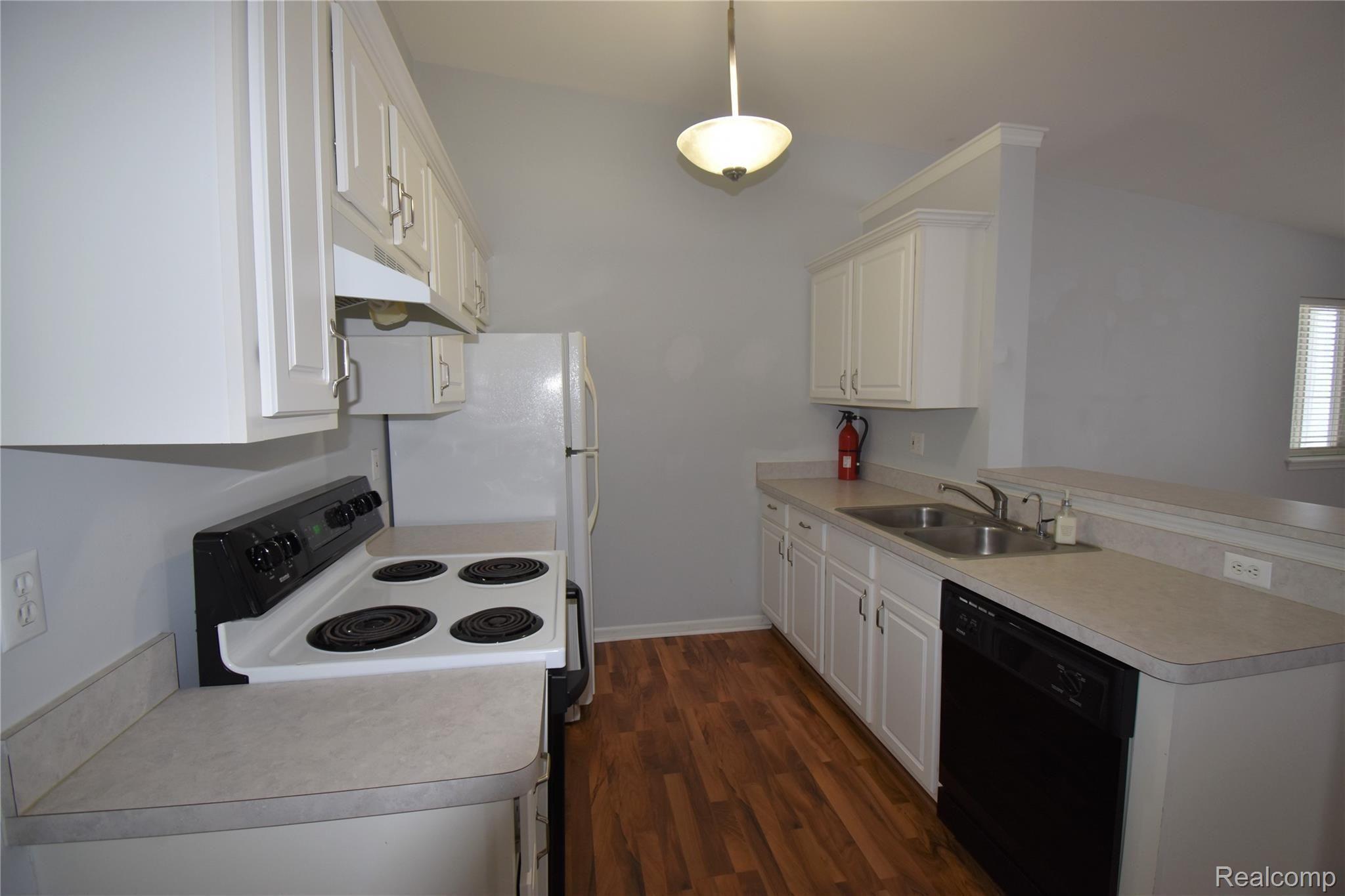 9504 Timber Ridge Drive Grand Blanc, MI 48439 - Photo 8 of 14 Timber Ridge 7.jpg