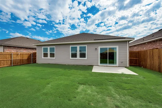 $2,050 | 1608 Escondido Drive, Haslet, TX 76052