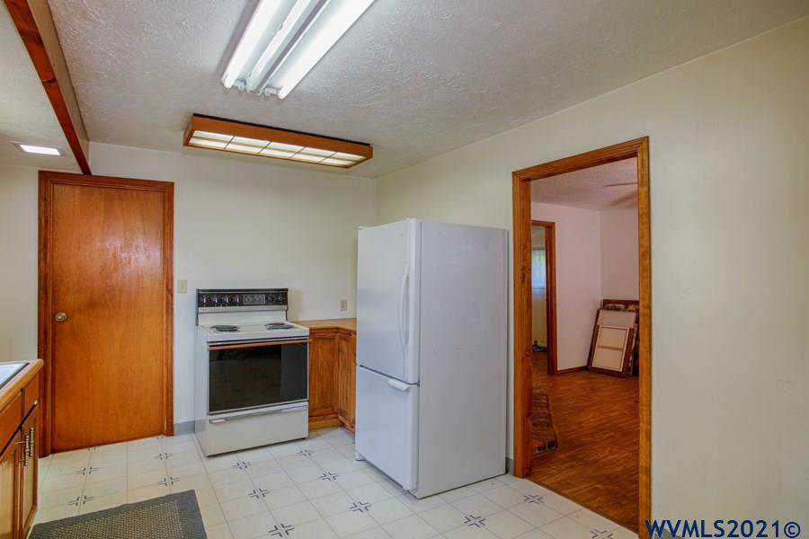 6941 Witzel Road Southeast Turner, OR 97392 - Photo 12 of 31