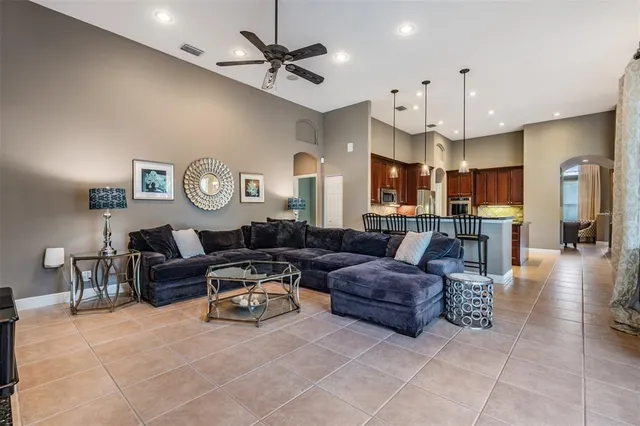 $999,900 | 3727 Janus Way, Palm Harbor, FL 34685