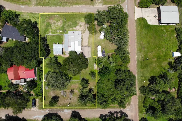 $265,000 | 712 Birch Hollow Drive, Somerville, TX 77879