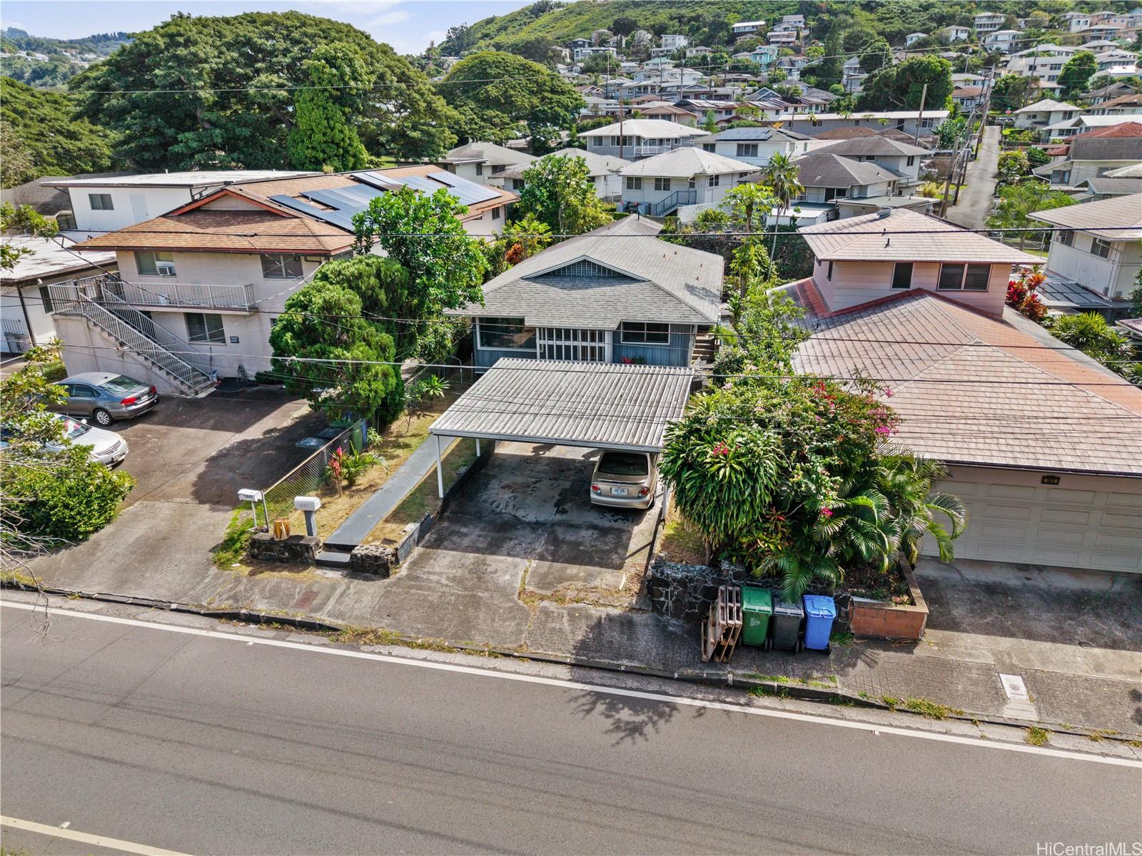 1837 Pacific Heights Road Honolulu, HI 96813 - Photo 1 of 17 Just off of the Pali Hwy exit but very quiet despite the proximity!