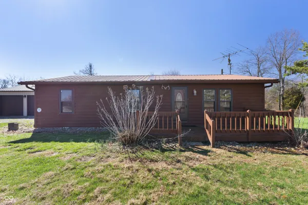 $275,000 | 11696 East Short Road, Springville, IN 47462