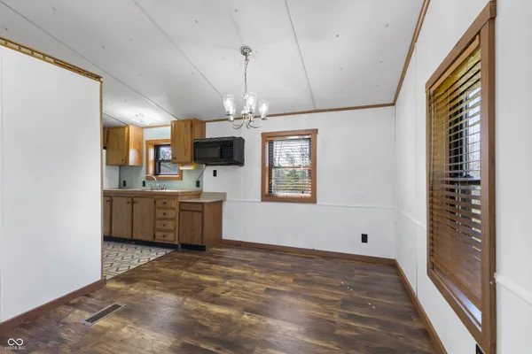 $275,000 | 11696 East Short Road, Springville, IN 47462