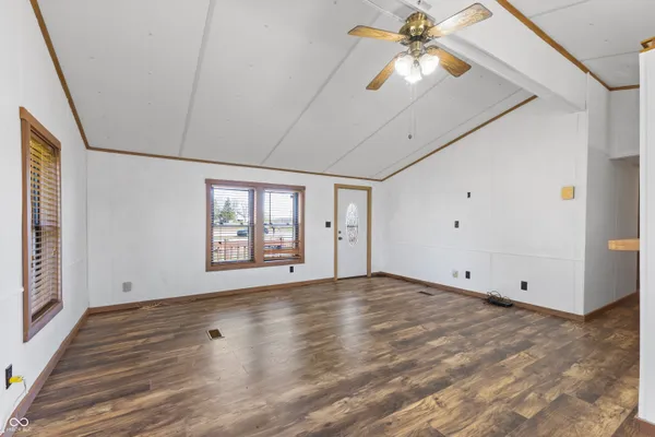 $275,000 | 11696 East Short Road, Springville, IN 47462