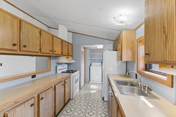 $275,000 | 11696 East Short Road, Springville, IN 47462