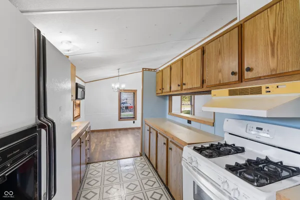 $275,000 | 11696 East Short Road, Springville, IN 47462