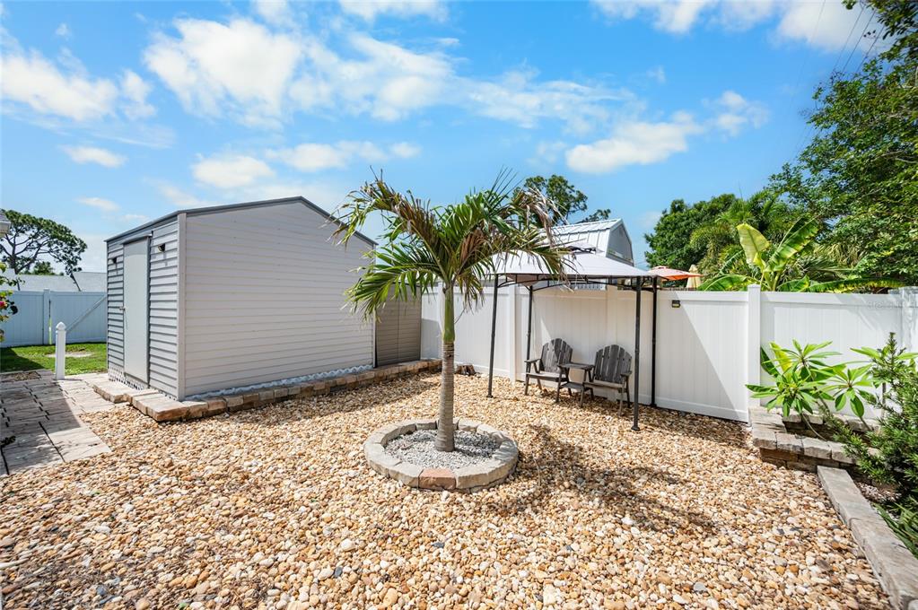 1132 Piedmont Road Venice, FL 34293 - Photo 37 of 52