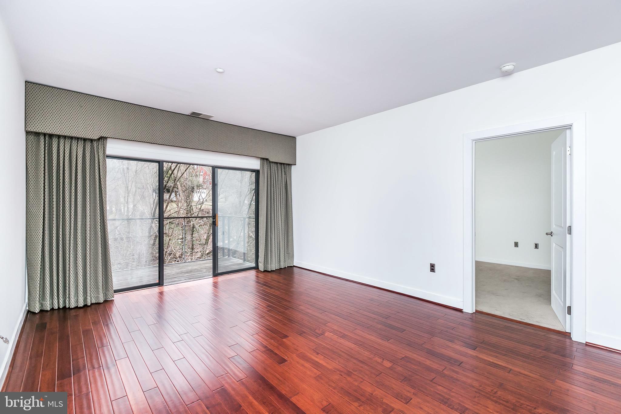 2007 Clipper Park Road, Unit 318 Baltimore, MD 21211 - Photo 11 of 38