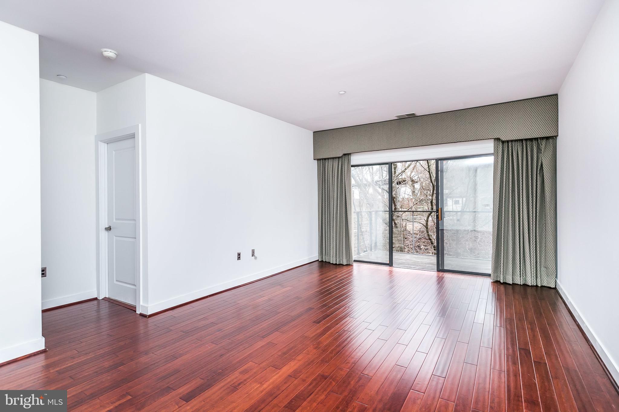 2007 Clipper Park Road, Unit 318 Baltimore, MD 21211 - Photo 13 of 38