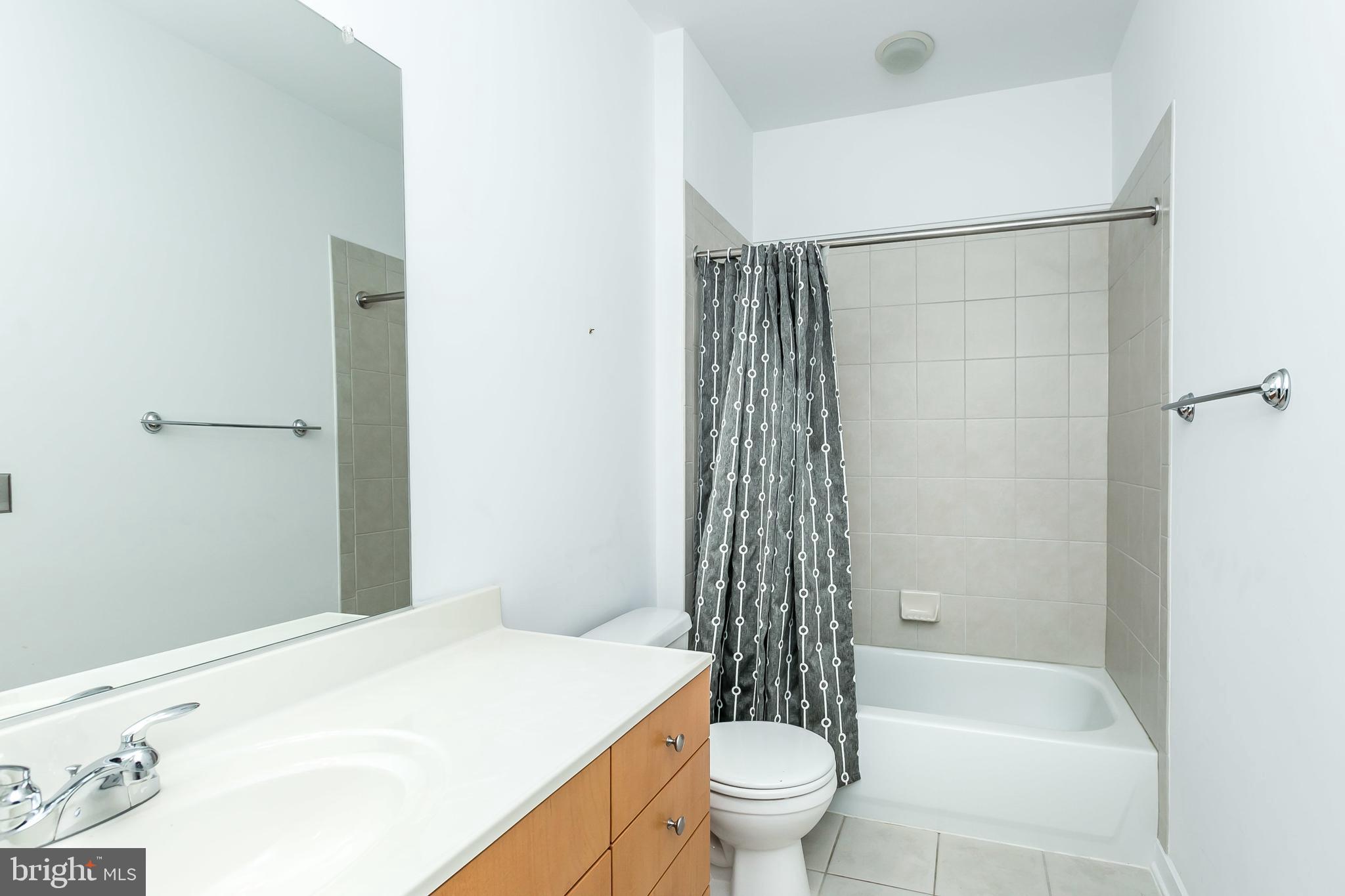 2007 Clipper Park Road, Unit 318 Baltimore, MD 21211 - Photo 29 of 38