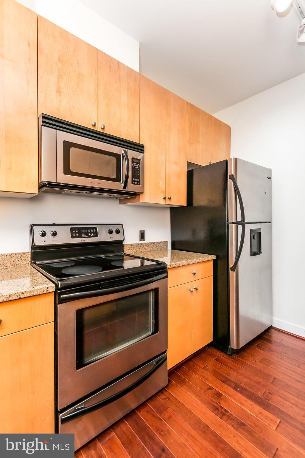 2007 Clipper Park Road, Unit 318 Baltimore, MD 21211 - Photo 7 of 38