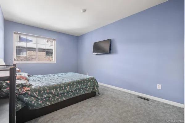 $385,000 | 29 Klint Court, Nanuet, NY 10954