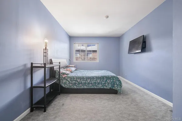 $385,000 | 29 Klint Court, Nanuet, NY 10954