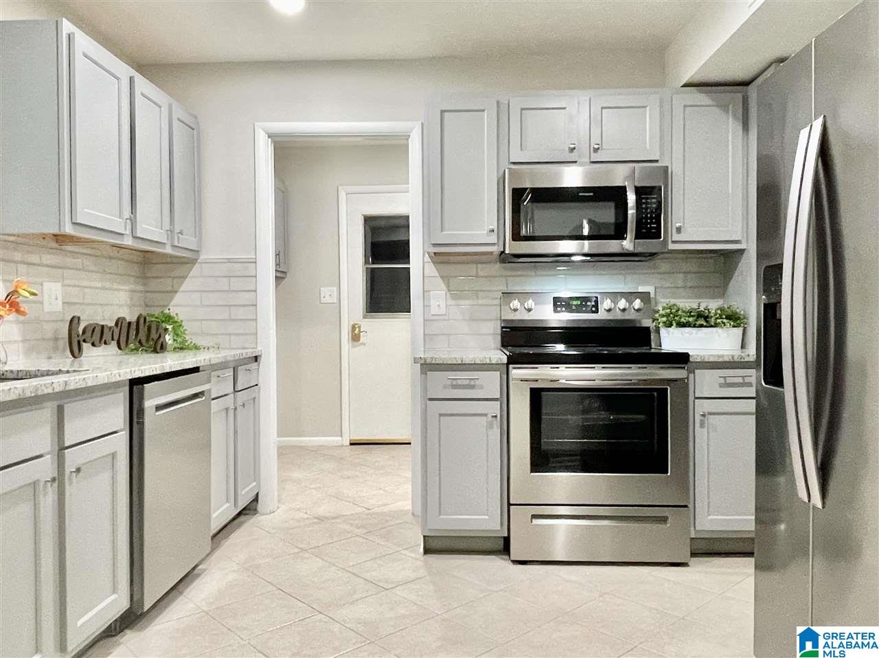 3337 Shallowford Road Birmingham, AL 35216 - Photo 9 of 46