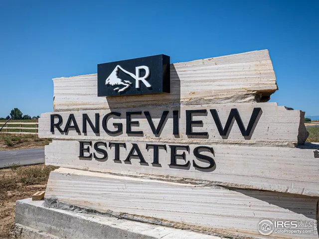 a view of sign board