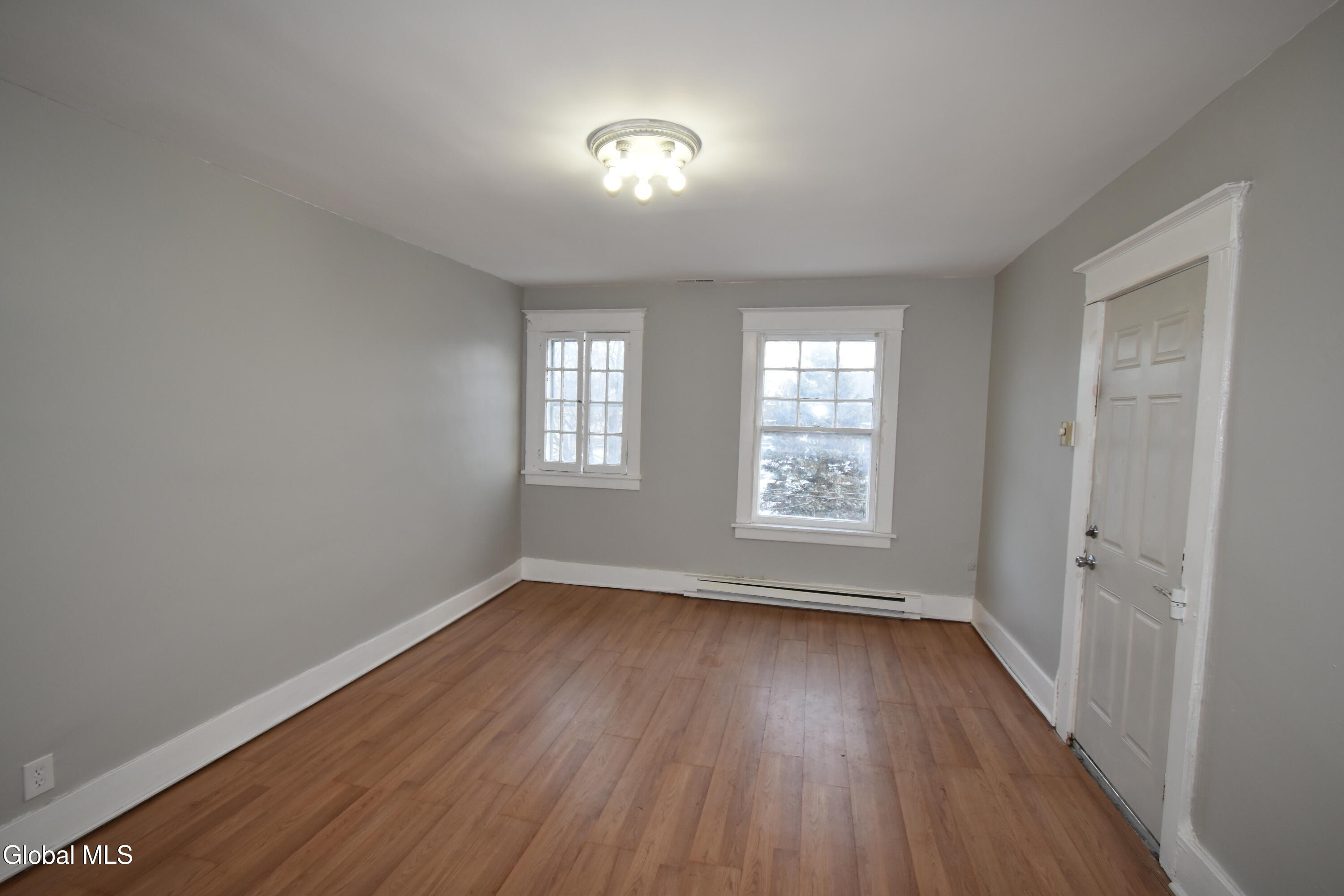 1011 Union Street Schenectady, NY 12308 - Photo 12 of 20 DSC_0651