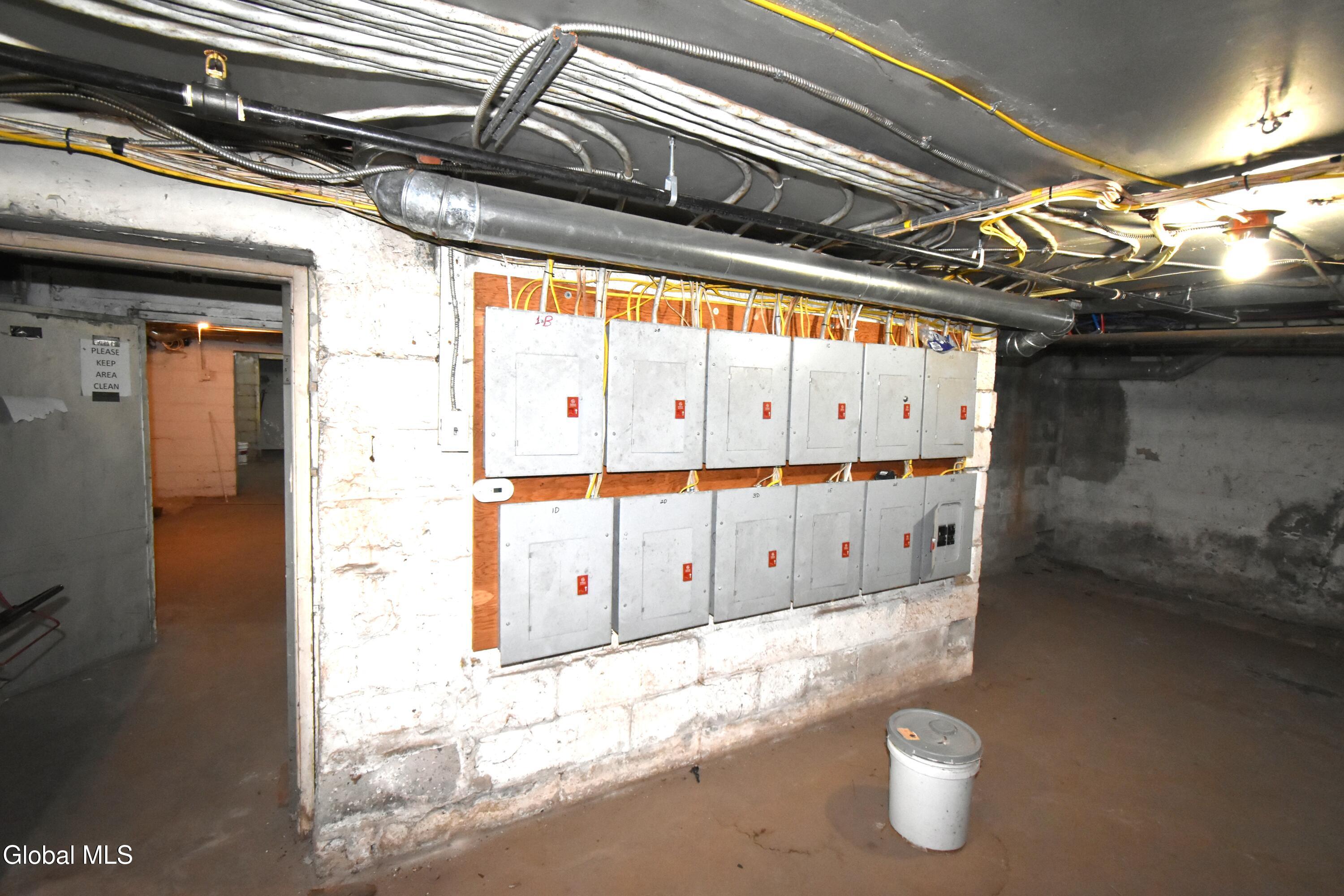 1011 Union Street Schenectady, NY 12308 - Photo 20 of 20 DSC_0645