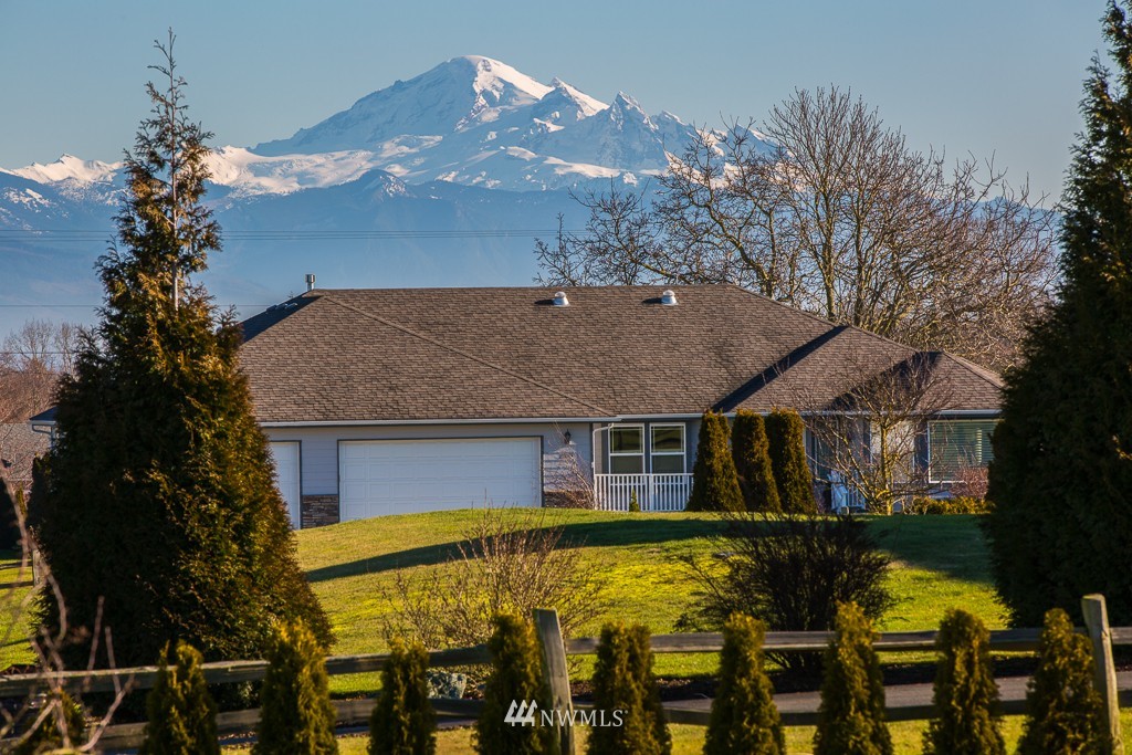 2915 Cameron Ridge Lane Ferndale, WA 98248 - Photo 2 of 25