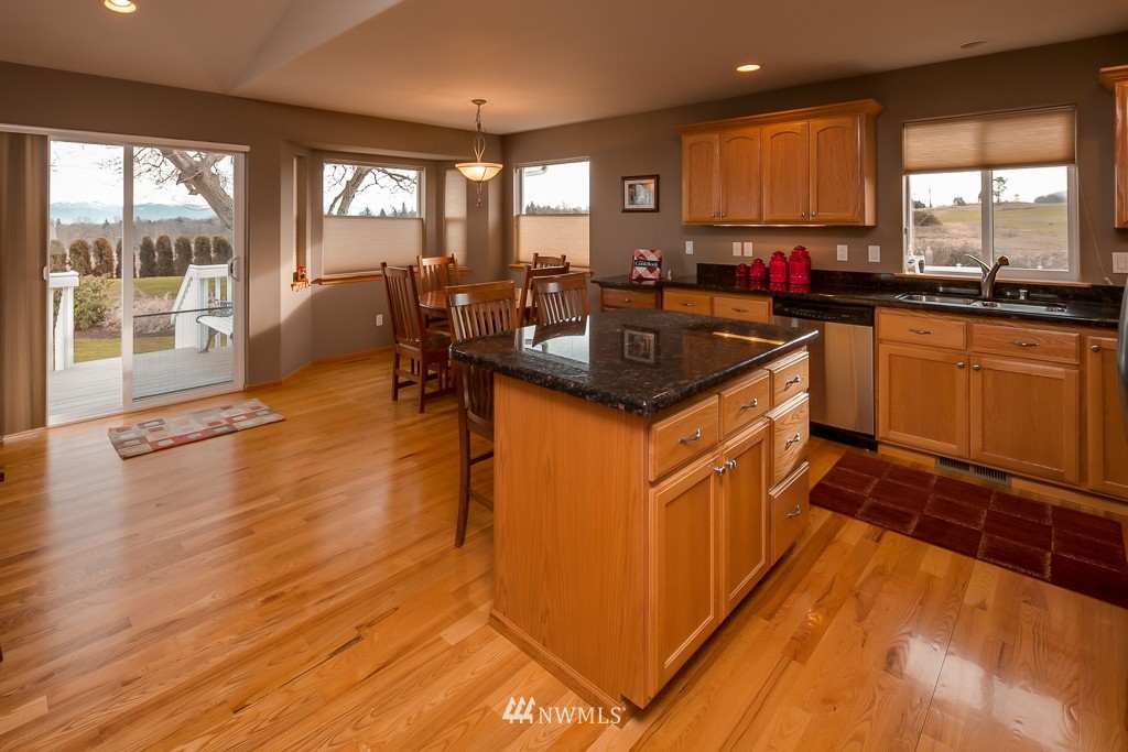 2915 Cameron Ridge Lane Ferndale, WA 98248 - Photo 11 of 25