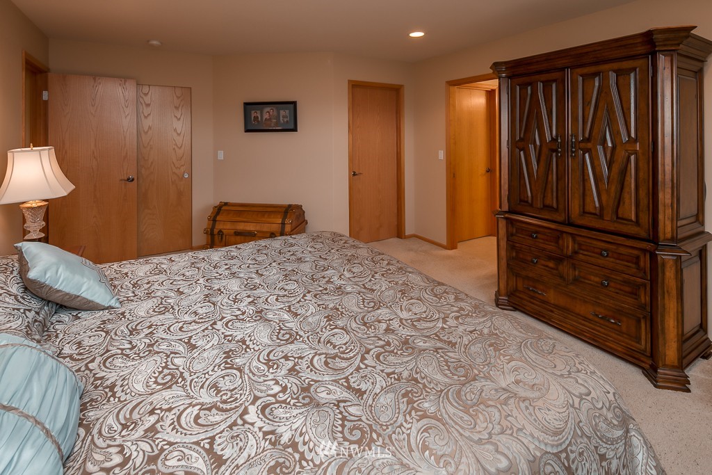 2915 Cameron Ridge Lane Ferndale, WA 98248 - Photo 18 of 25