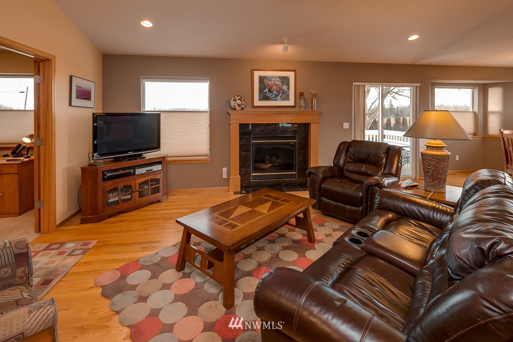 2915 Cameron Ridge Lane Ferndale, WA 98248 - Photo 9 of 25