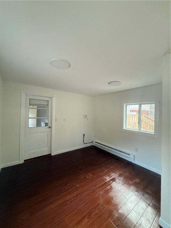 243 Bay View Avenue Cranston, RI 02905 - Photo 9 of 31