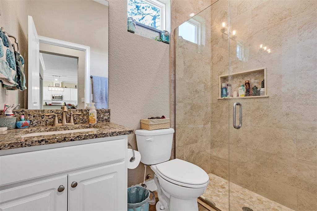 340 Ruth Jennings Drive DeBary, FL 32713 - Photo 8 of 31